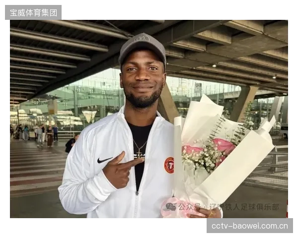 升班马辽宁铁人外援杰菲尼奥表现抢眼，通过高效的个人发挥帮助球队在联赛中立足。